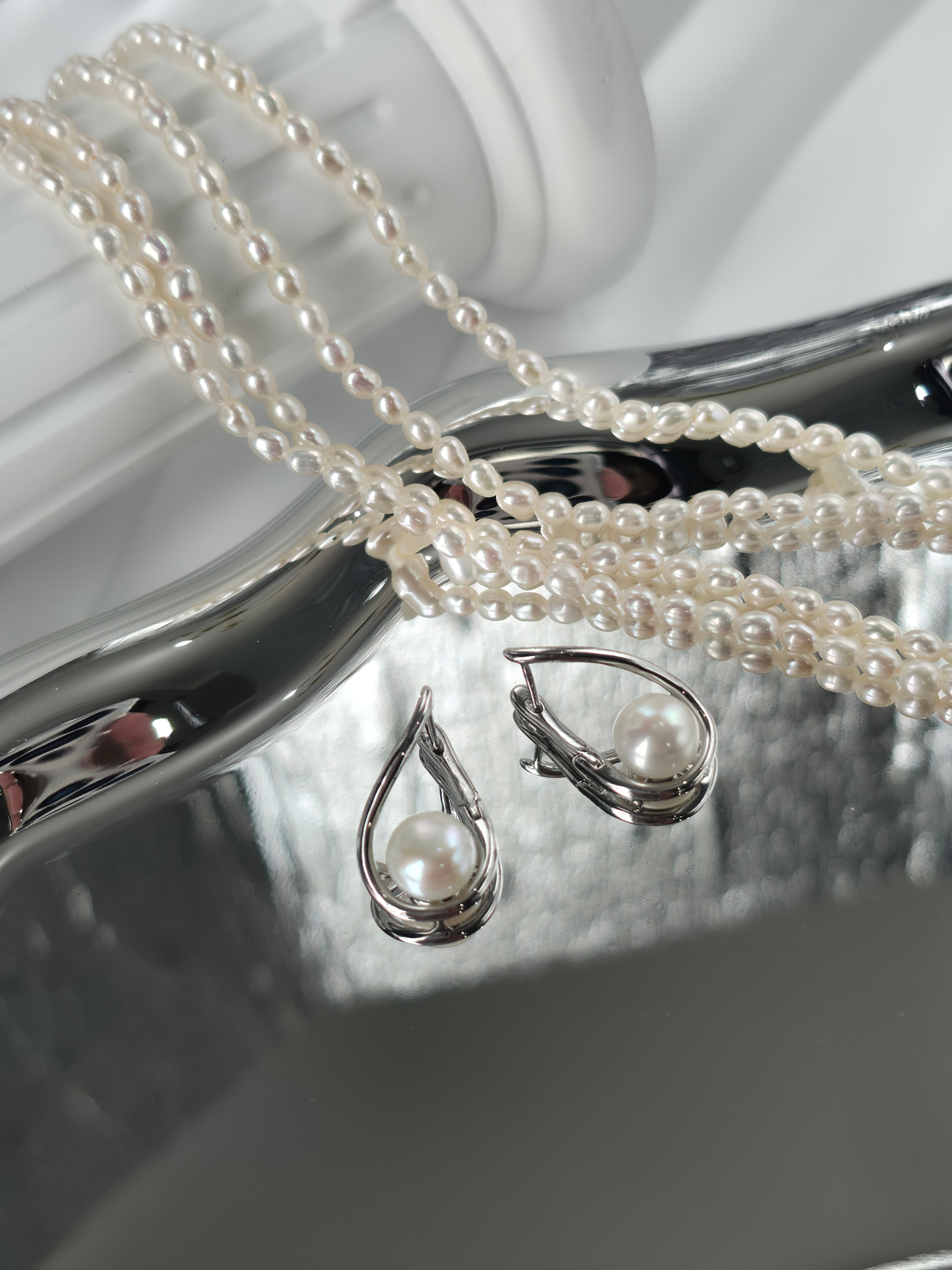 E07 ต่างหูไข่มุกแท้ รุ่น Silver Drop | Freshwater Pearl เกรดพรีเมียม ตัวเรือนเงินแท้S925 ชุปทอง 18k image 3